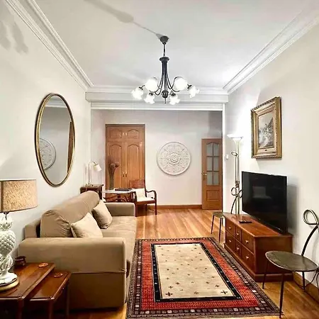 Junto A Parking Precioso Muy Centrico En Apartamento