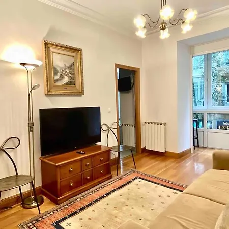 Junto A Parking Precioso Muy Centrico En Apartman San Sebastián